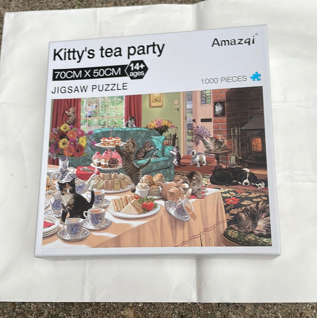 Jigsaw puzzle kitties tea party